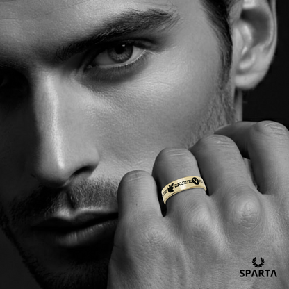 SPARTA I 14K Sparta Shield Helmet Wedding Band