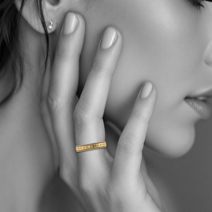 VINTAGE | 14K Wheat Hand-Carved Wedding Band